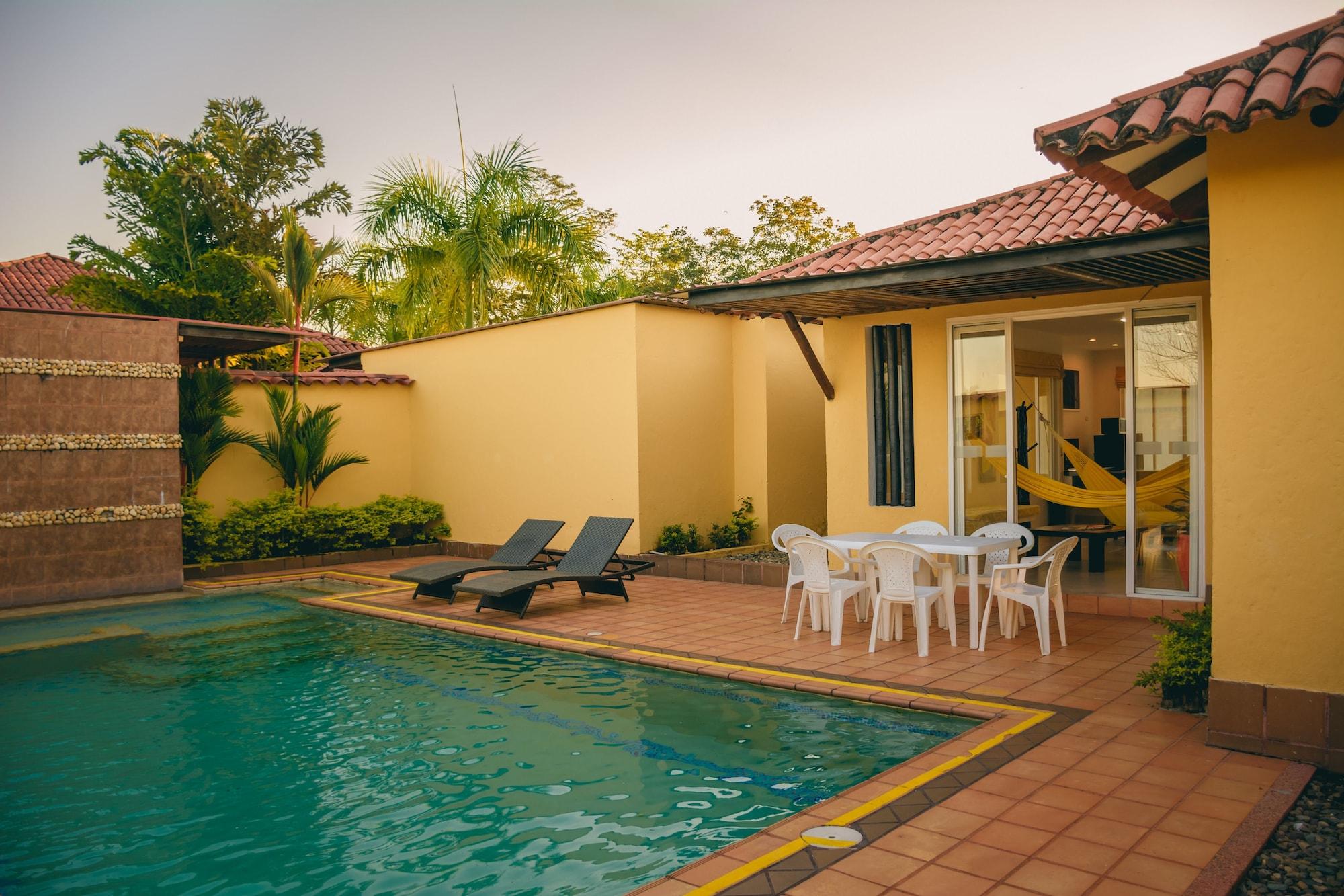 Hotel Paloverde Villas Campestres Apiay Luaran gambar