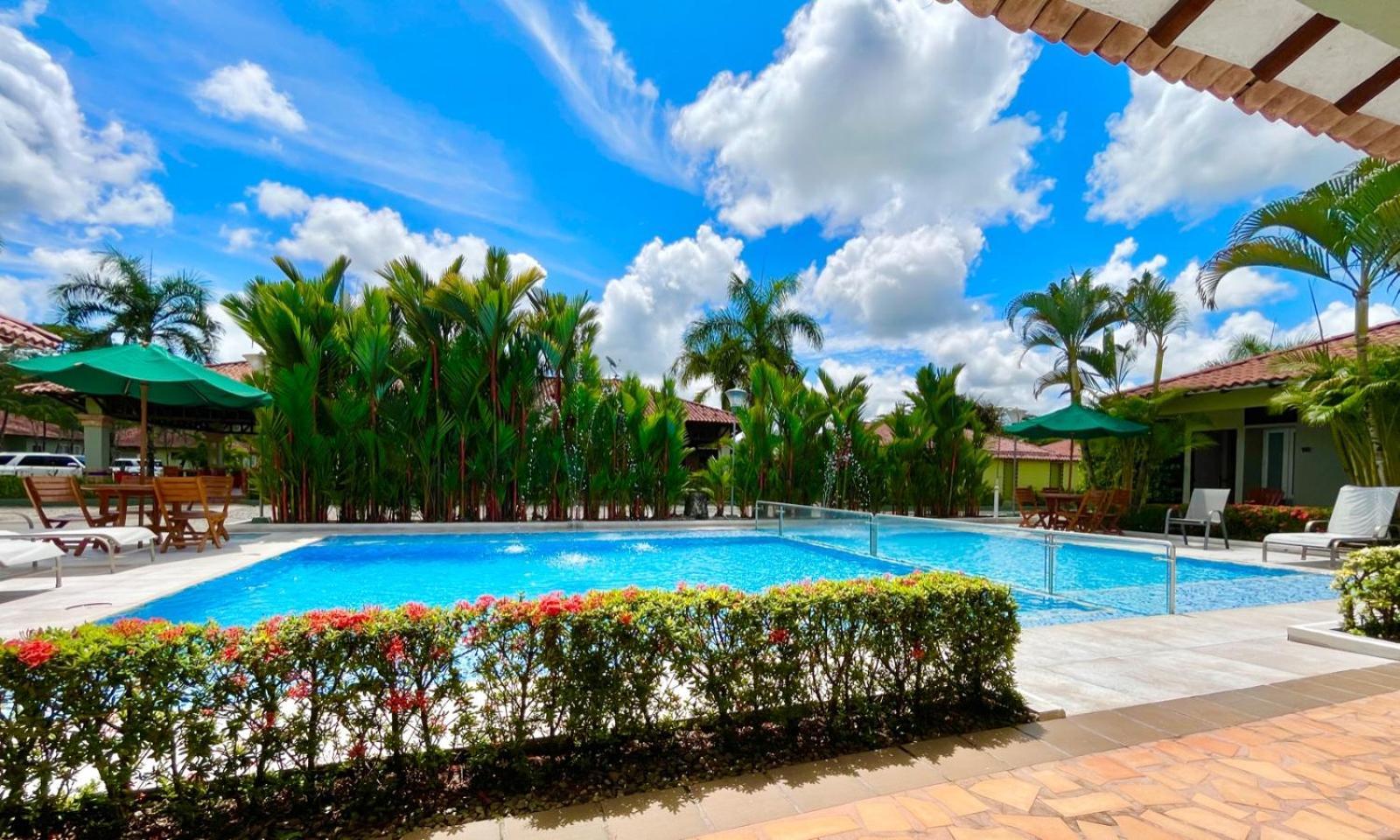 Hotel Paloverde Villas Campestres Apiay Luaran gambar